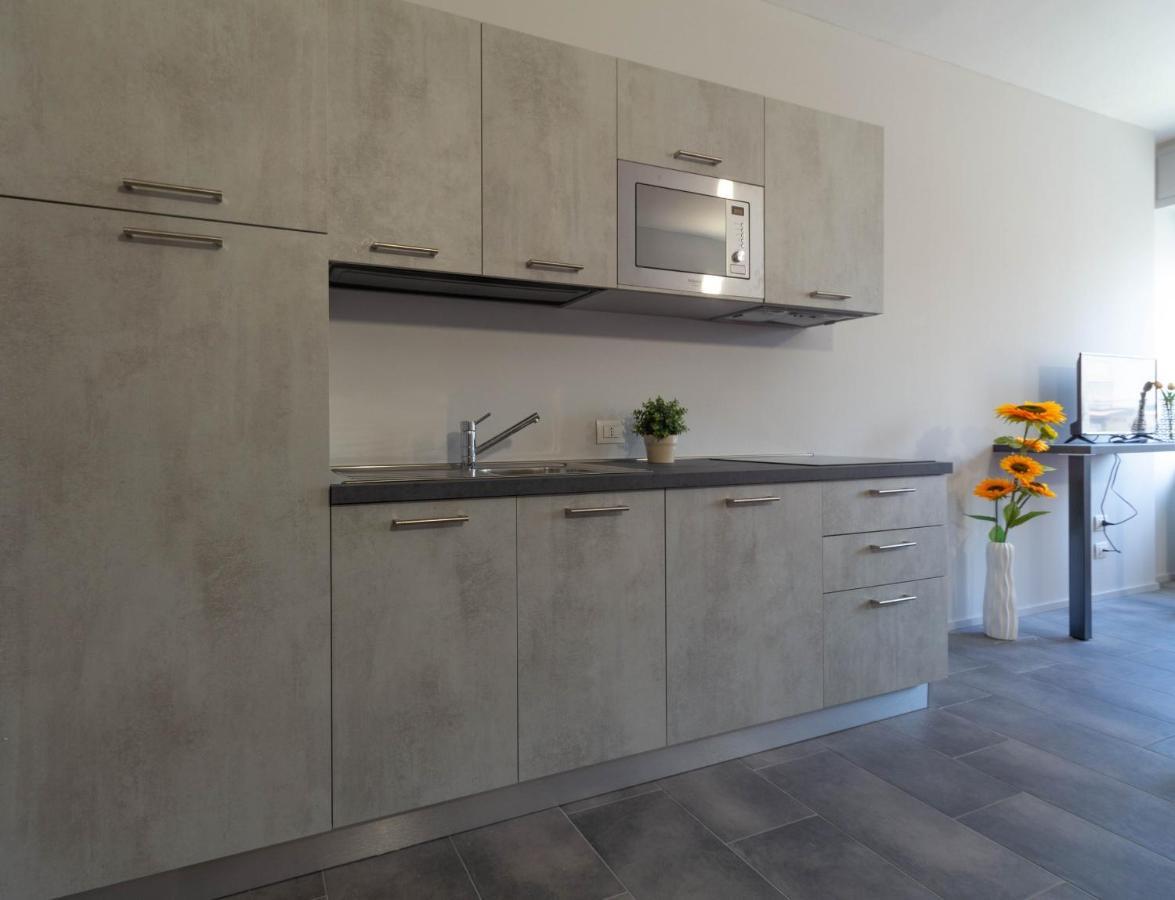 Appartamento Girasole - Affitti Brevi Italia เลคโค ภายนอก รูปภาพ