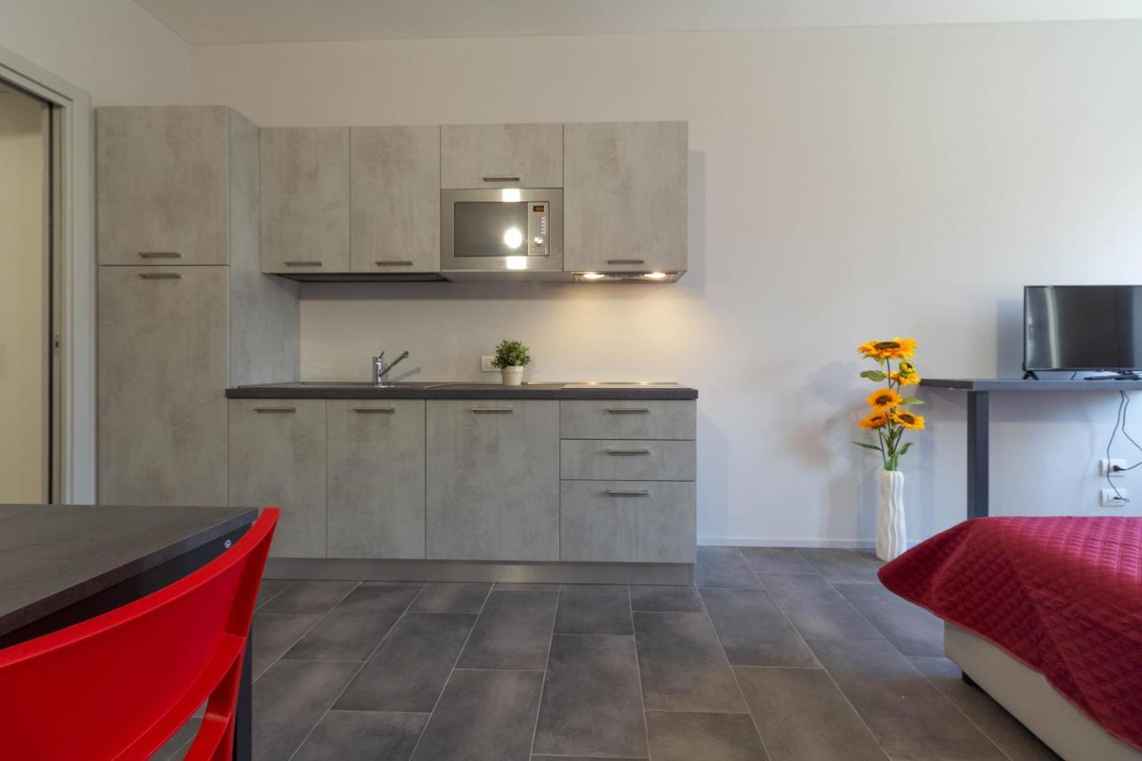 Appartamento Girasole - Affitti Brevi Italia เลคโค ภายนอก รูปภาพ